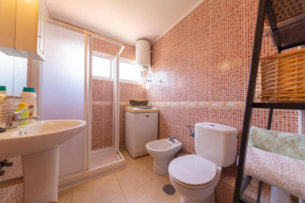 Apartamento En Sur Y Sol Los Cristianos Los Cristianos  Bagian luar foto