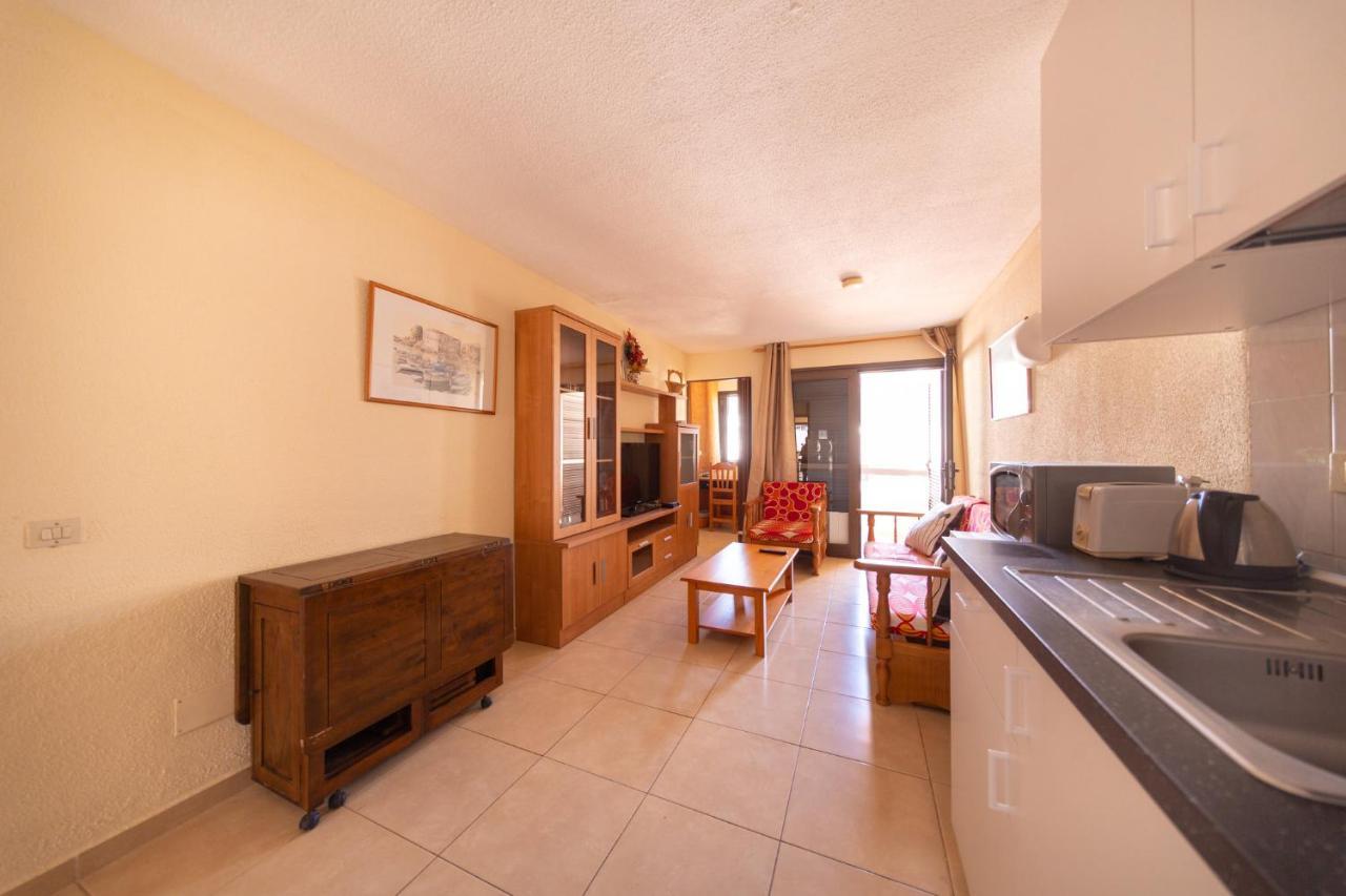 Apartamento En Sur Y Sol Los Cristianos Los Cristianos  Bagian luar foto