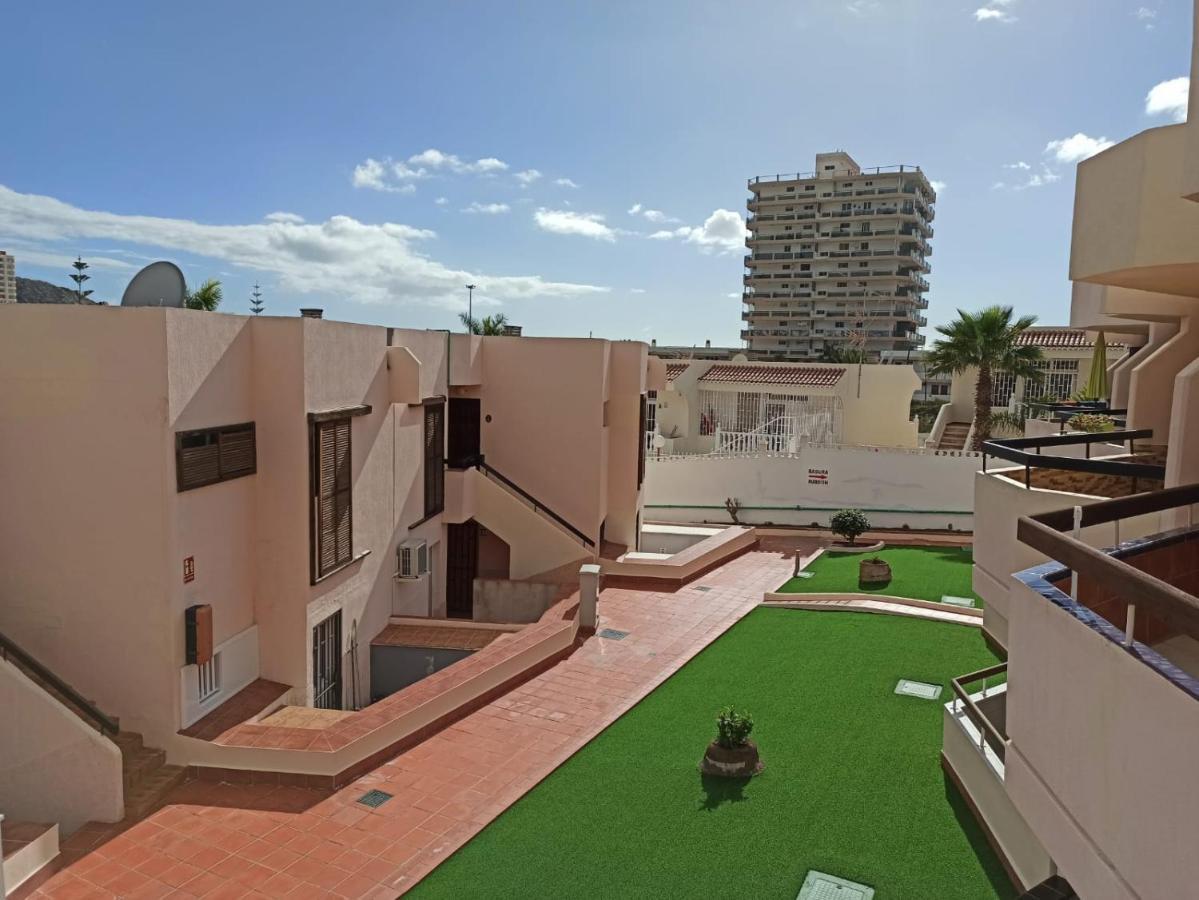 Apartamento En Sur Y Sol Los Cristianos Los Cristianos  Bagian luar foto
